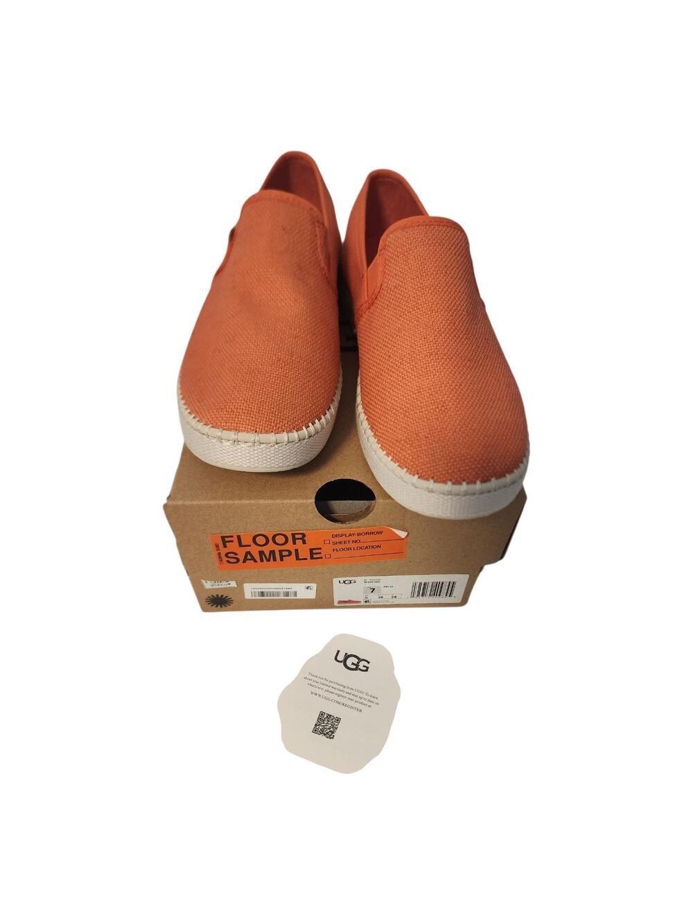 NEW UGG Luciah Slip On Shoes Women Sz 7 Peach Bliss Canvas Flats Floor Sample